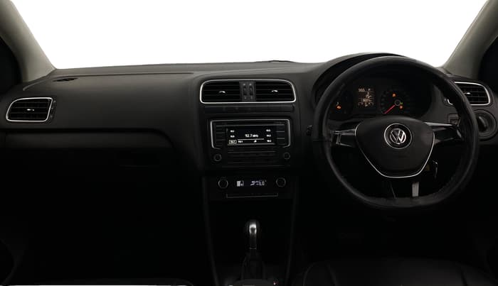2016 Volkswagen Vento COMFORTLINE 1.2 TSI AT, Petrol, Automatic, 1,18,221 km, Dashboard