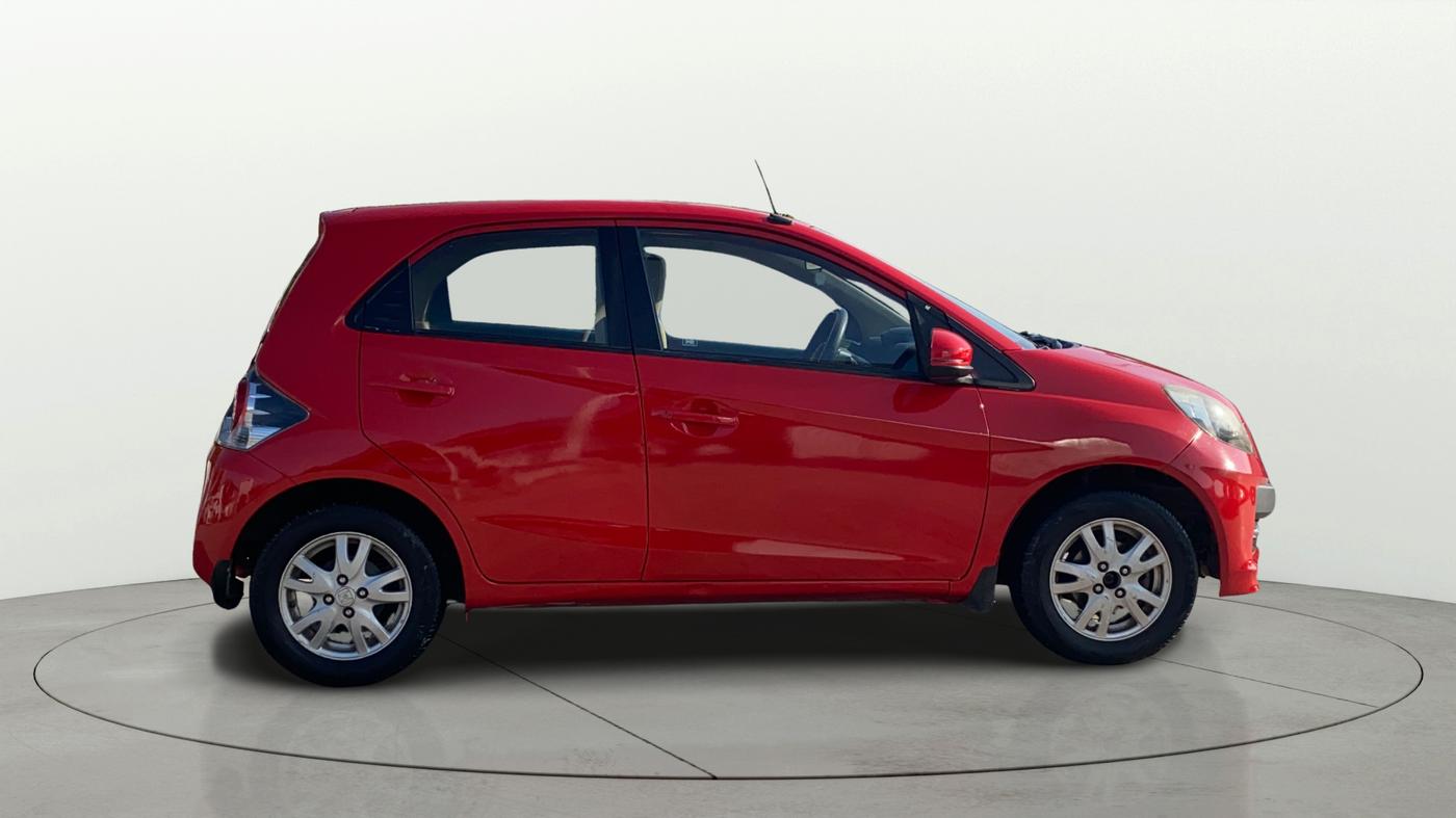 2015 Honda Brio VX MT, Petrol, Manual, 73,821 km, Right Side View