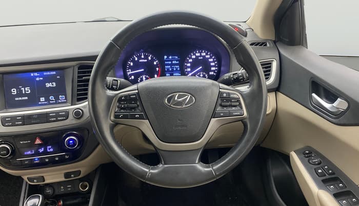 2018 Hyundai Verna 1.6 VTVT SX (O) AT, Petrol, Automatic, 81,555 km, Steering Wheel Close Up