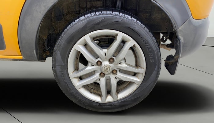 2020 Renault TRIBER RXZ AMT, Petrol, Automatic, 76,244 km, Left Rear Wheel