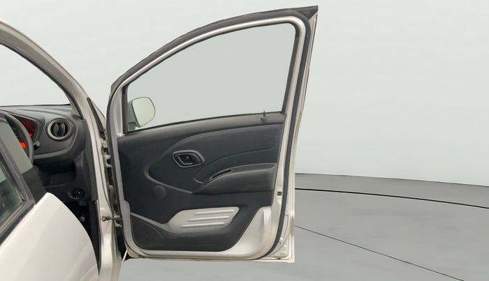 2017 Datsun Redi Go T (O), Petrol, Manual, 57,918 km, RHS Front Door