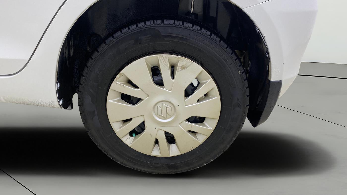 2013 Maruti Swift VXI, Petrol, Manual, 82,819 km, Left Rear Wheel