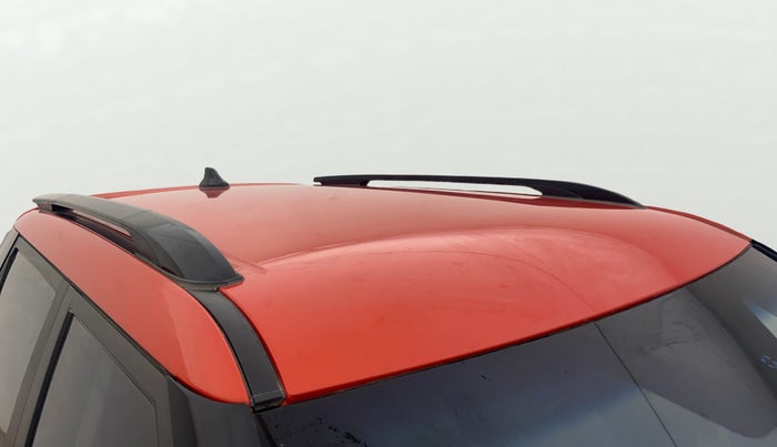 2019 Mahindra XUV300 W8 1.2 PETROL, Petrol, Manual, 58,517 km, Roof