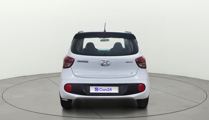 2019 Hyundai Grand i10 SPORTZ 1.2 KAPPA VTVT DUAL TONE, Petrol, Manual, 55,732 km, Back/Rear