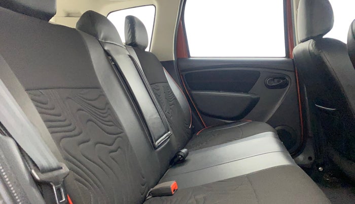 2016 Renault Duster 85 PS RXL DIESEL, Diesel, Manual, 47,937 km, Right Side Rear Door Cabin