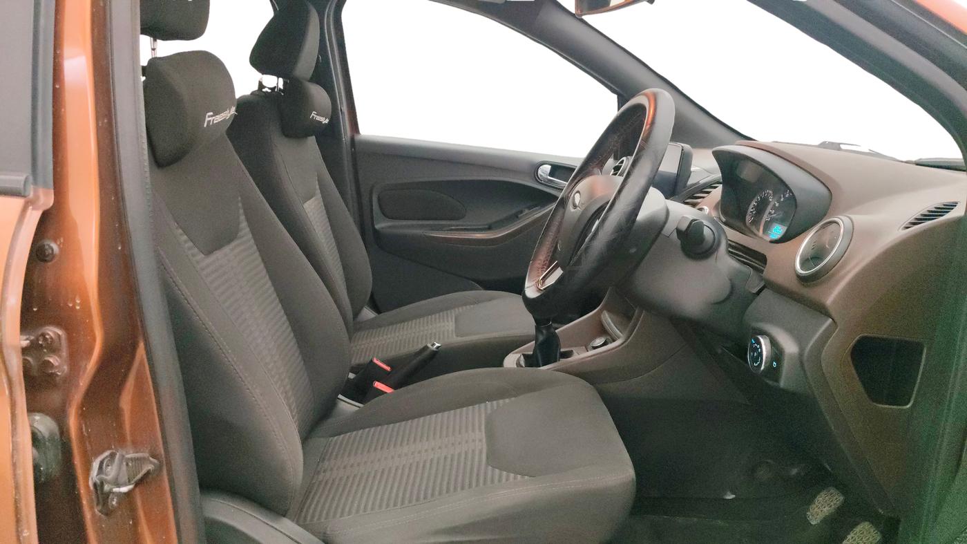 2018 Ford FREESTYLE TITANIUM PLUS 1.2 PETROL, Petrol, Manual, 56,361 km, Right Side Front Door Cabin
