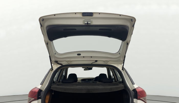 2015 Hyundai Elite i20 ASTA 1.2 (O), Petrol, Manual, 98,299 km, Boot Door Open