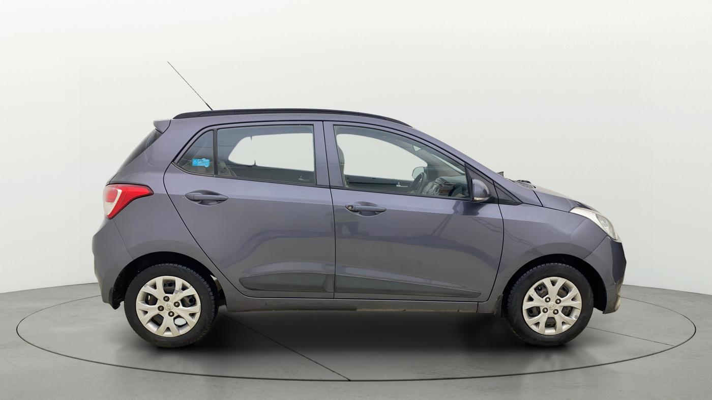 2016 Hyundai Grand i10 SPORTZ 1.2 KAPPA VTVT, Petrol, Manual, 83,872 km, Right Side View