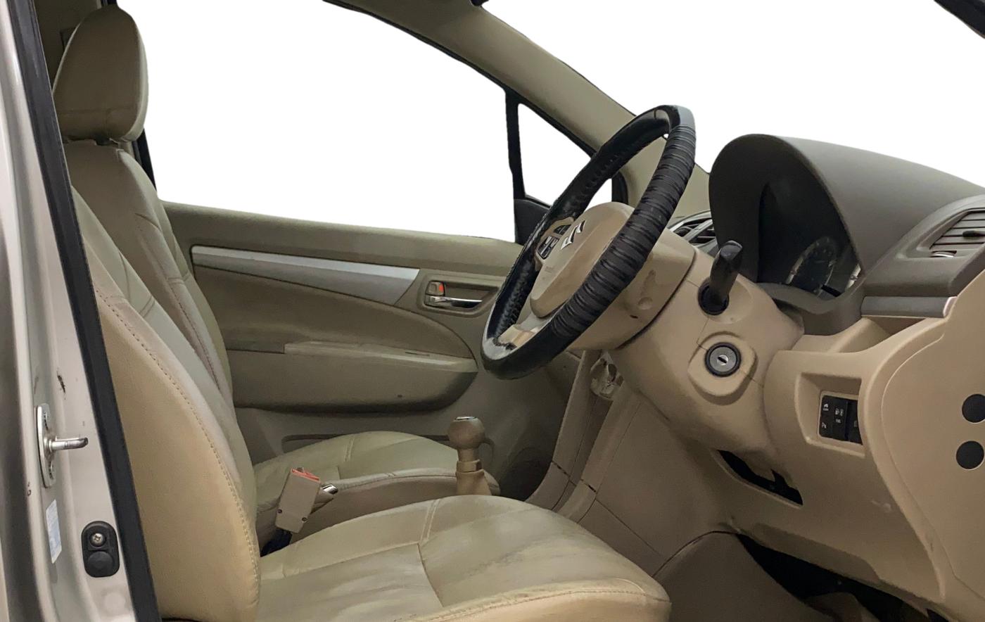 2016 Maruti Ertiga VXI CNG, CNG, Manual, 72,666 km, Right Side Front Door Cabin