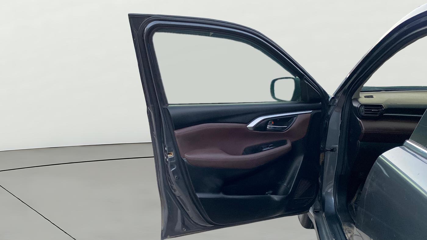 2024 Maruti Grand Vitara ZETA CNG, CNG, Manual, 96,171 km, LHS Front Door