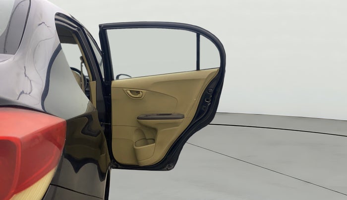 2013 Honda Amaze 1.5L I-DTEC S, Diesel, Manual, 1,09,872 km, RHS Rear Door