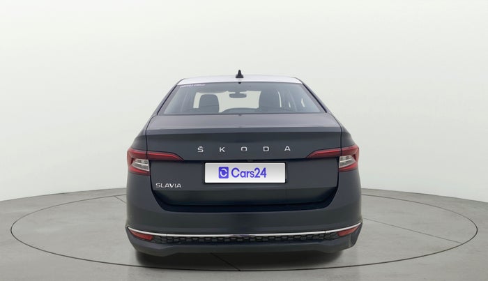 2023 Skoda SLAVIA STYLE 1.0L TSI MT, Petrol, Manual, 33,549 km, Back/Rear