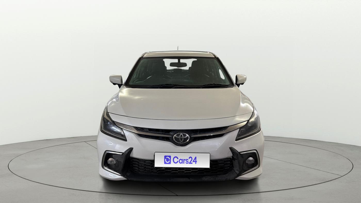 2023 Toyota Glanza V, Petrol, Manual, 82,594 km, Front