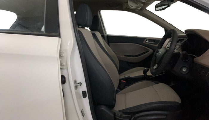 2015 Hyundai Elite i20 SPORTZ 1.2, Petrol, Manual, 62,113 km, Right Side Front Door Cabin