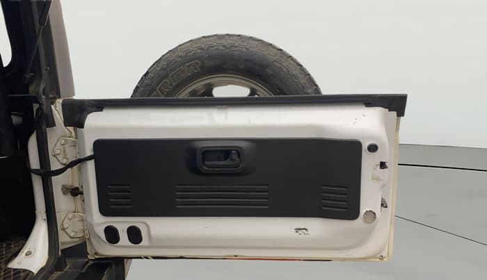 2023 Mahindra Thar LX P 2WD AT HT, Petrol, Automatic, 31,585 km, Boot Door Open