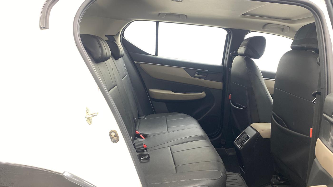 2023 Honda ELEVATE VX CVT, Petrol, Automatic, 18,718 km, Right Side Rear Door Cabin