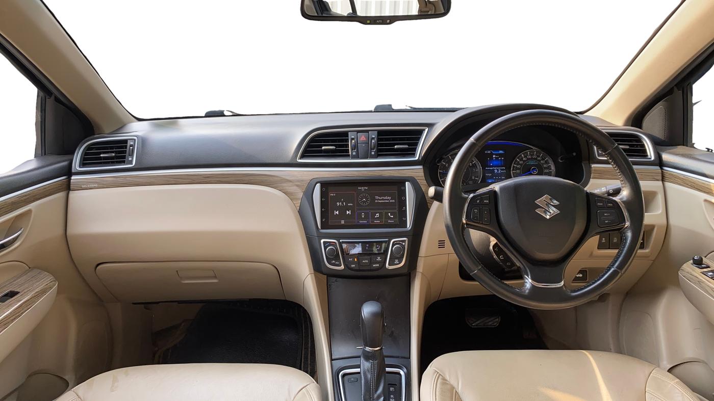 2022 Maruti Ciaz ALPHA  AT 1.5 SHVS PETROL, Petrol, Automatic, 40,947 km, Dashboard
