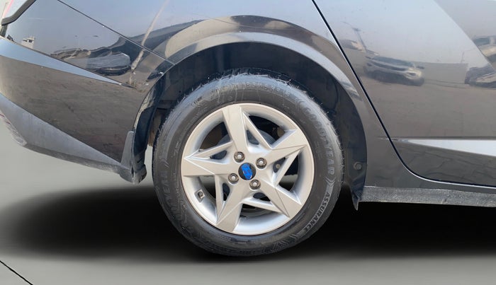 2023 Hyundai Verna S MT 1.5 MPI, Petrol, Manual, 24,896 km, Right Rear Wheel