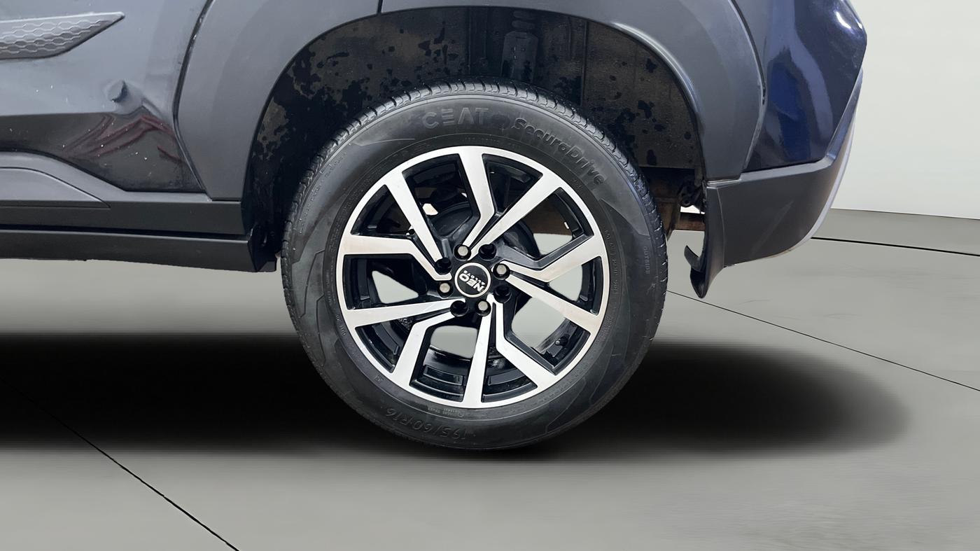 2024 Nissan MAGNITE XL, Petrol, Manual, 25,035 km, Left Rear Wheel