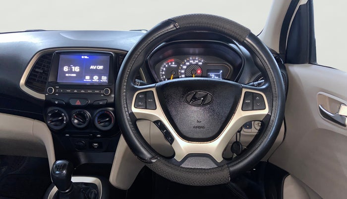 2019 Hyundai NEW SANTRO SPORTZ CNG, CNG, Manual, 76,318 km, Steering Wheel Close Up