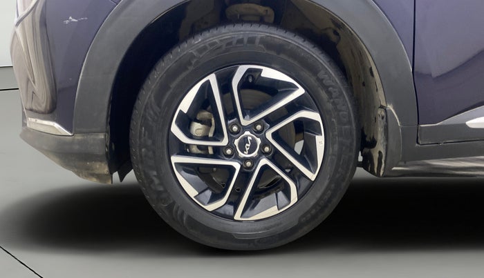 2022 KIA CARENS LUXURY PLUS 1.5 DIESEL AT 7 STR, Diesel, Automatic, 36,454 km, Left Front Wheel