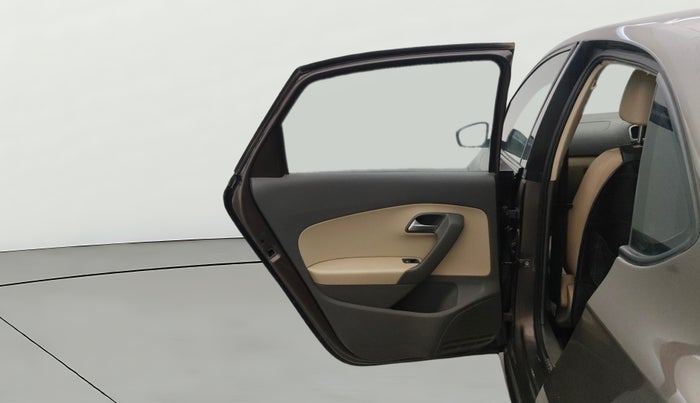 2017 Volkswagen Vento HIGHLINE PETROL AT, Petrol, Automatic, 1,13,017 km, LHS Rear Door