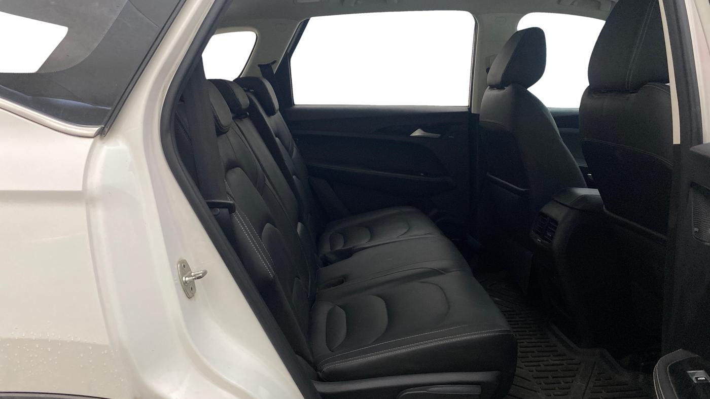 2019 MG HECTOR SHARP 2.0 DIESEL, Diesel, Manual, 1,18,426 km, Right Side Rear Door Cabin