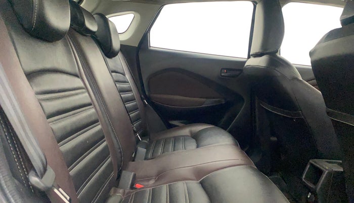 2024 Maruti FRONX DELTA PLUS 1.2MT, Petrol, Manual, 33,765 km, Right Side Rear Door Cabin