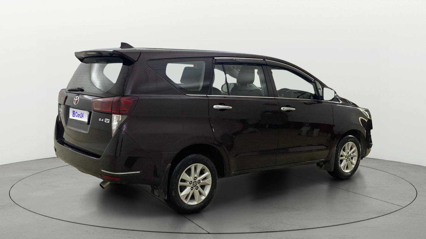 2018 Toyota Innova Crysta 2.4 VX 7 STR, Diesel, Manual, 37,949 km, Right Back Diagonal