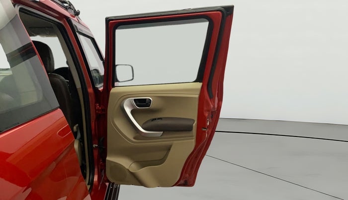 2016 Mahindra TUV300 T8 AMT, Diesel, Automatic, 55,936 km, RHS Rear Door