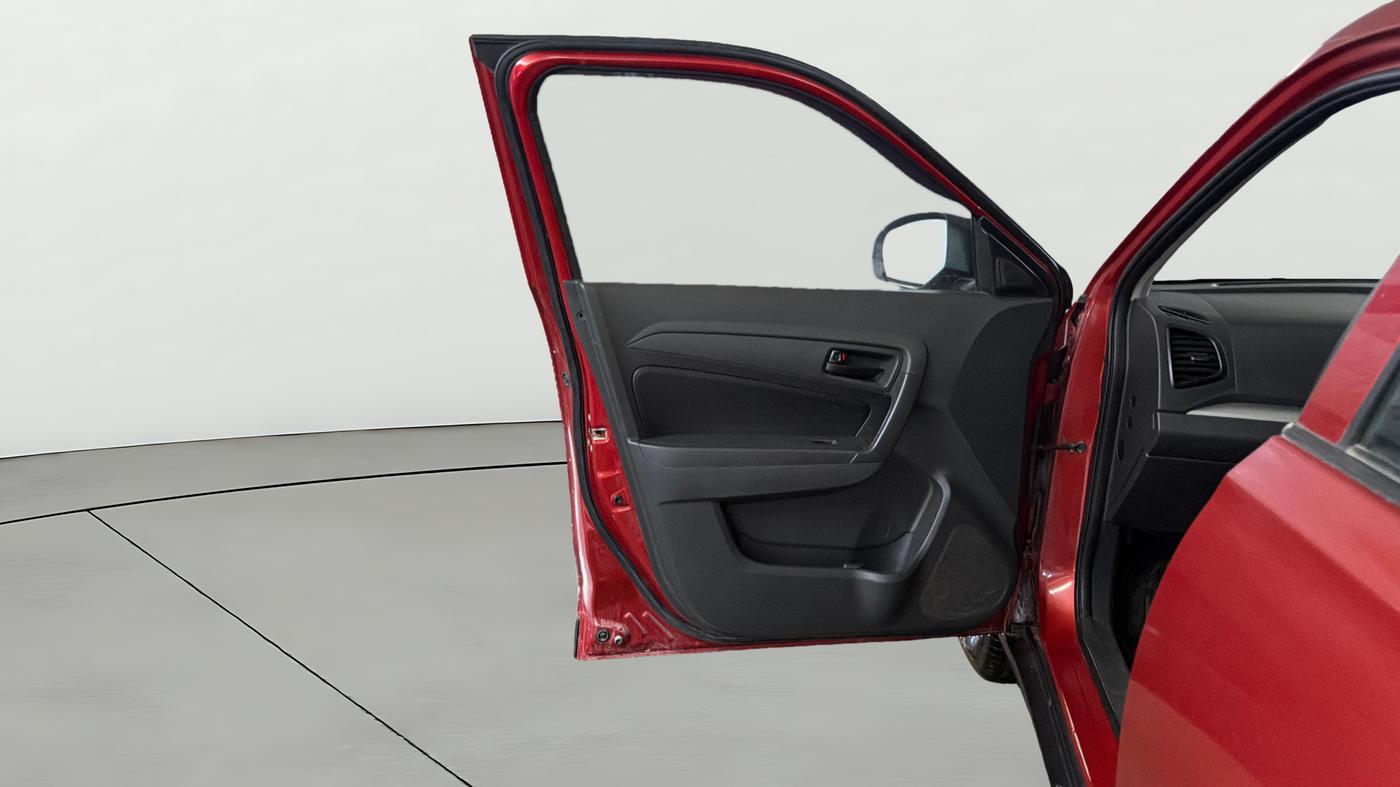2018 Maruti Vitara Brezza LDI, Diesel, Manual, 1,32,045 km, LHS Front Door