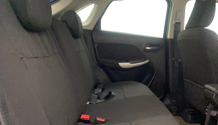 2016 Maruti Baleno ALPHA DIESEL 1.3, Diesel, Manual, 1,05,358 km, Right Side Rear Door Cabin