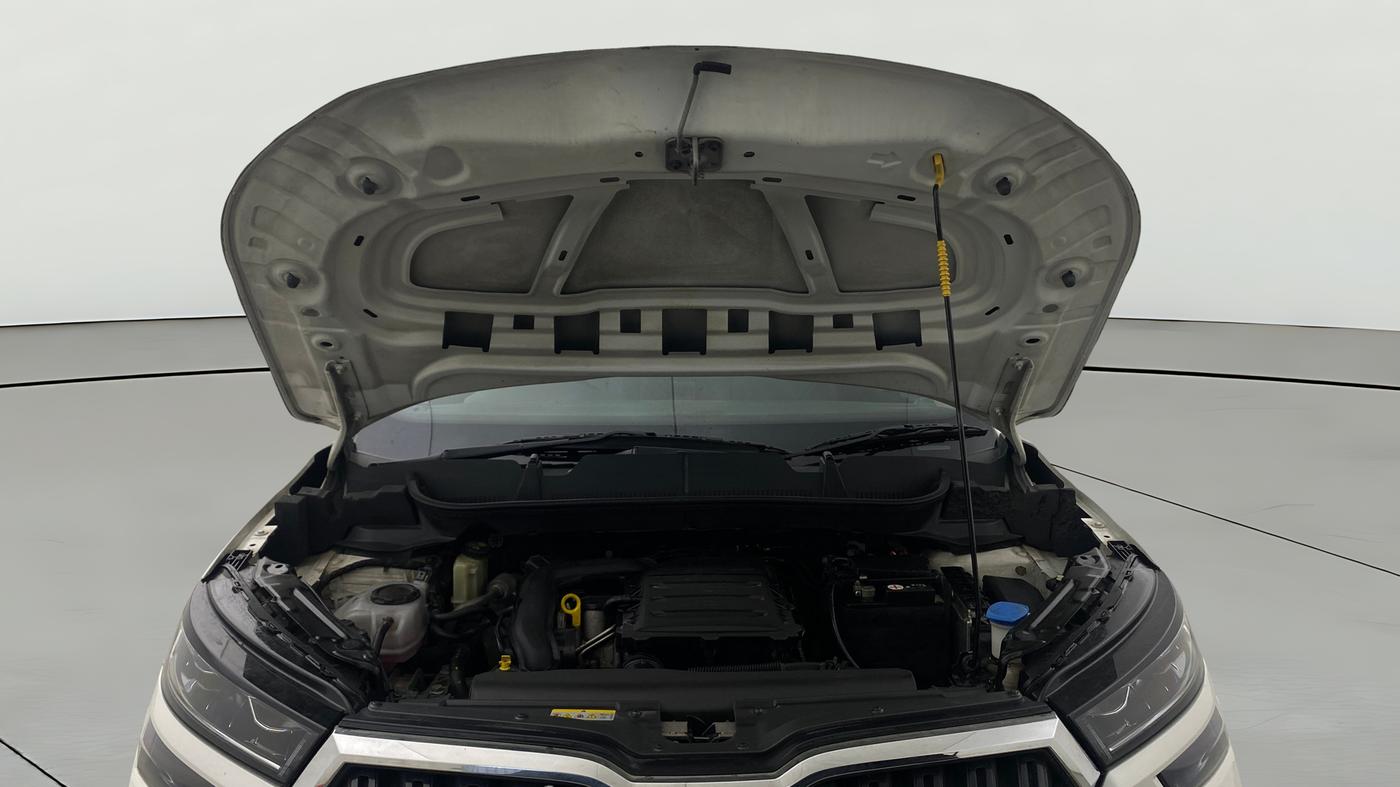 2023 Skoda KUSHAQ STYLE 1.0L TSI MT, Petrol, Manual, 72,289 km, Open Bonet