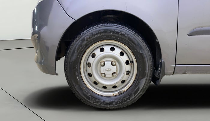 2013 Hyundai i10 ERA 1.1, Petrol, Manual, 25,262 km, Left Front Wheel