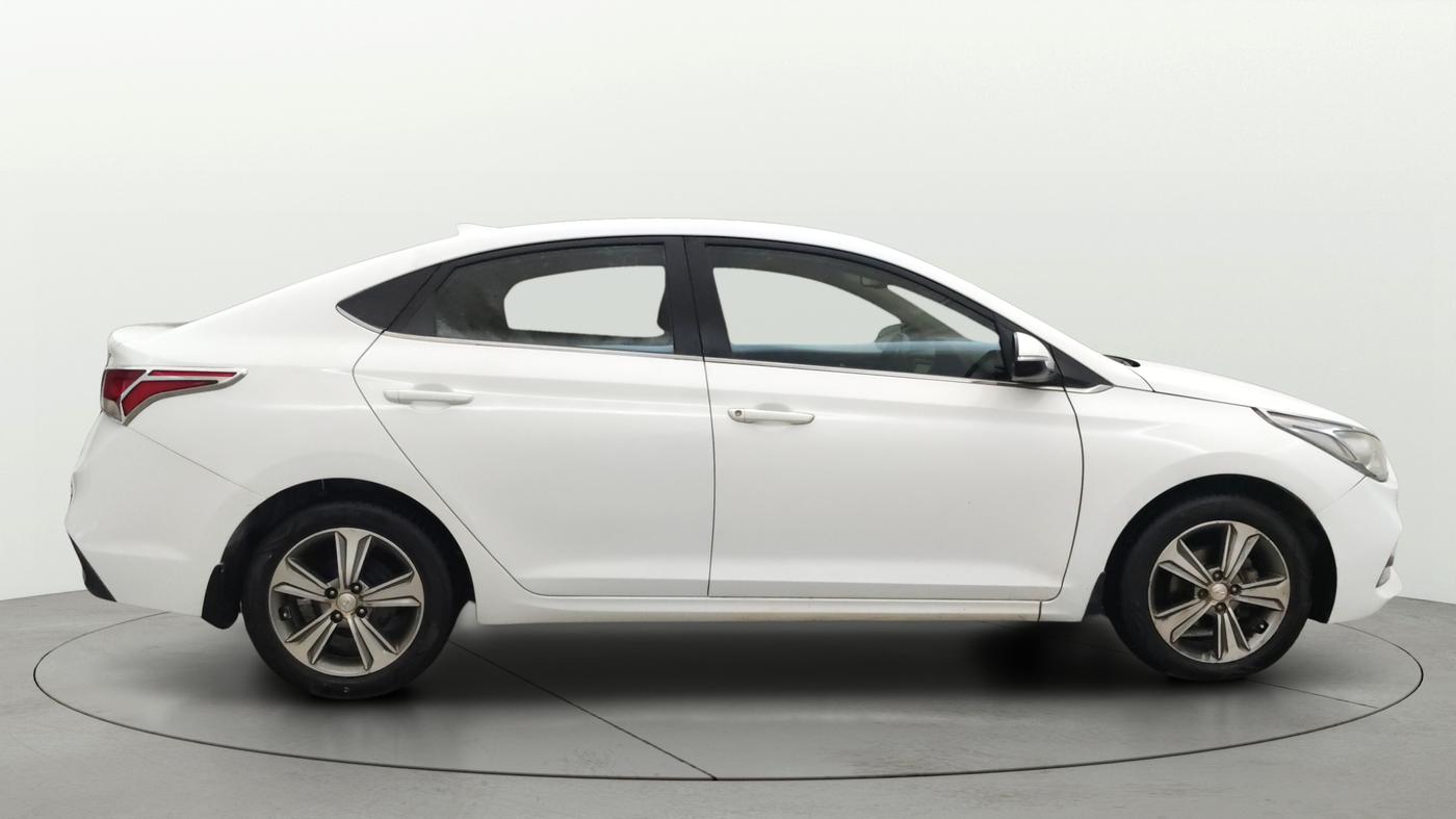 2017 Hyundai Verna 1.6 CRDI SX + AT, Diesel, Automatic, 84,157 km, Right Side View