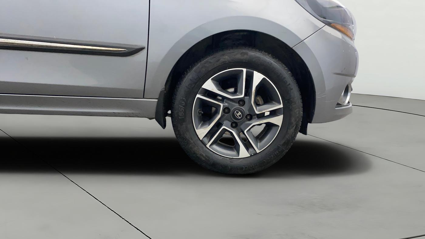2018 Tata TIGOR XZ PETROL, Petrol, Manual, 44,327 km, Right Front Wheel