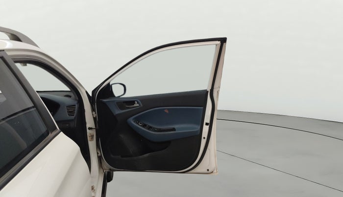 2015 Hyundai i20 Active 1.2 S, Petrol, Manual, 1,00,416 km, RHS Front Door