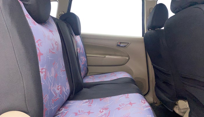 2016 Maruti Ertiga ZDI + SHVS, Diesel, Manual, 97,849 km, Right Side Rear Door Cabin