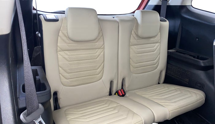 2022 KIA CARENS LUXURY PLUS 1.4 PETROL DCT 7 STR, Petrol, Automatic, 37,117 km, Third Seat Row ( optional )