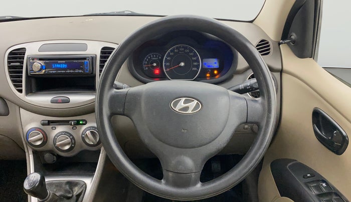 2013 Hyundai i10 MAGNA 1.1, CNG, Manual, 77,830 km, Steering Wheel Close Up