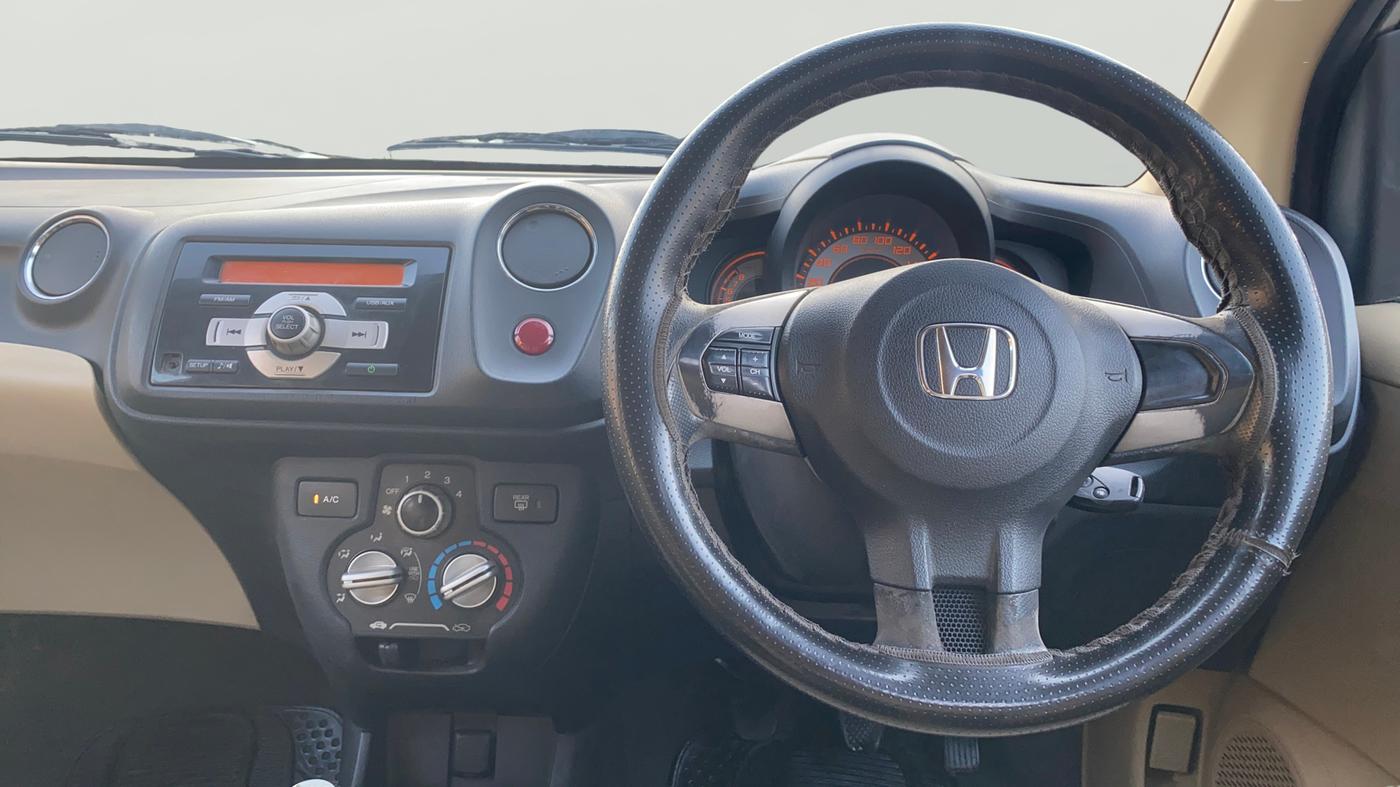 2014 Honda Brio S MT, Petrol, Manual, 67,544 km, Steering Wheel Close Up