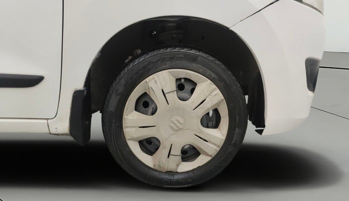 2016 Maruti Wagon R 1.0 VXI (O) AMT, Petrol, Automatic, 1,11,583 km, Right Front Wheel