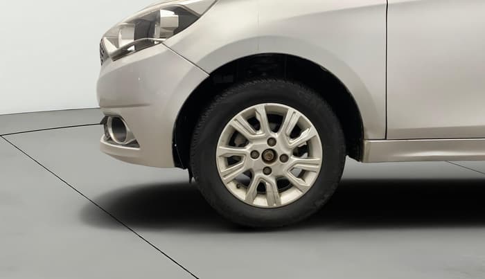 2018 Tata Tiago XZ PETROL, Petrol, Manual, 1,81,325 km, Left Front Wheel