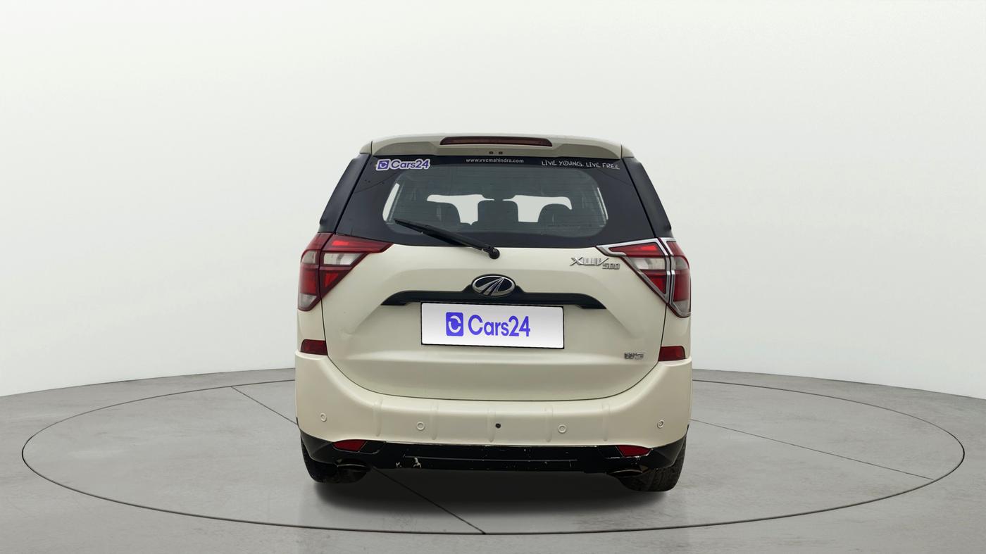 2019 Mahindra XUV500 W5, Diesel, Manual, 85,365 km, Back/Rear