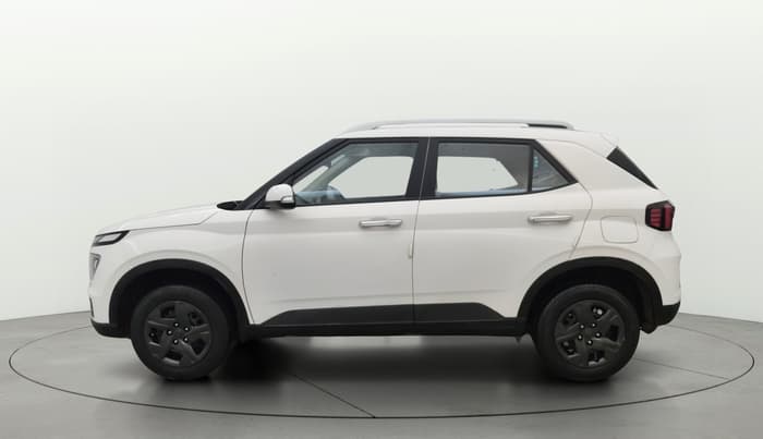 2024 Hyundai VENUE S(O) 1.2, Petrol, Manual, 23,423 km, Left Side