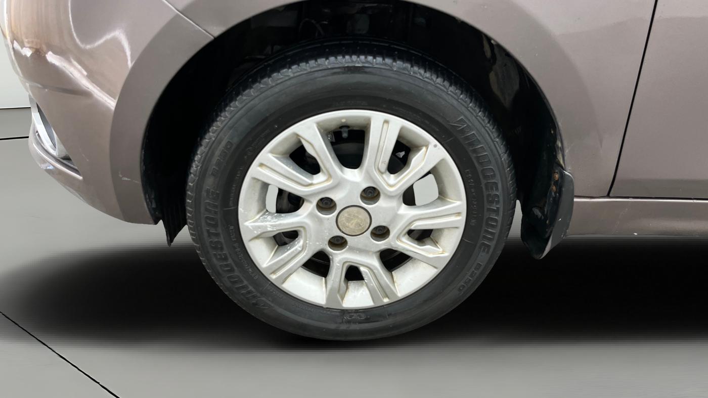 2018 Tata Tiago XZA PETROL, Petrol, Automatic, 46,372 km, Left Front Wheel