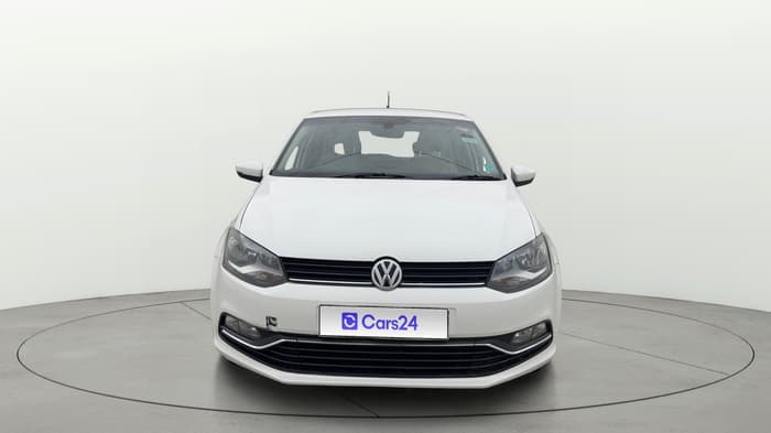 2016 Volkswagen Polo HIGHLINE1.2L, Petrol, Manual, 56,501 km, Front