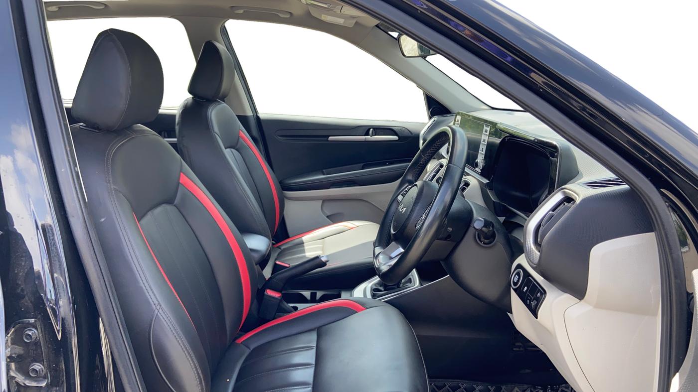 2023 KIA SONET HTX 1.0 IMT, Petrol, Manual, 50,255 km, Right Side Front Door Cabin