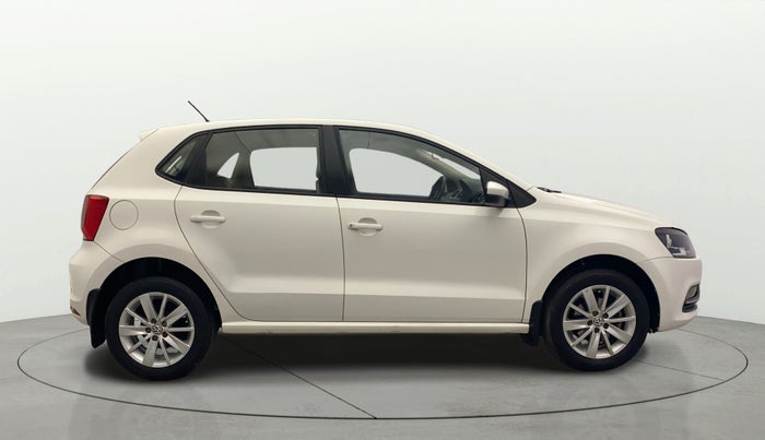2016 Volkswagen Polo HIGHLINE1.2L, Petrol, Manual, 61,619 km, Right Side View