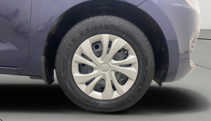 2019 Maruti Swift VDI AMT, Diesel, Automatic, 1,12,660 km, Right Front Wheel